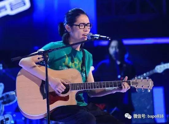 快乐大本营陈翔武艺，快男陈翔红衣女装