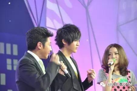 快乐大本营陈翔武艺，快男陈翔红衣女装