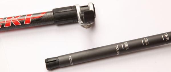 登山杖的使用方法图解，究竟要不要拔去盖住杖尖的套