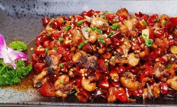 重庆出名的椒麻鸡，美食重庆本土最著名十大名鸡