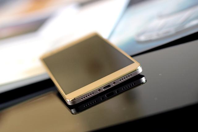 荣耀5x参数配置详解，斩获1000元-1500元销冠