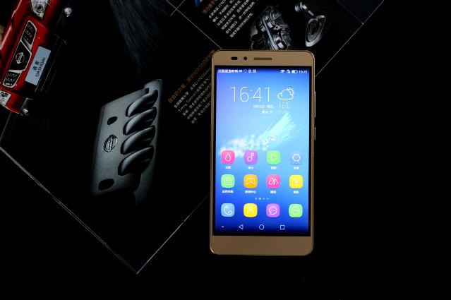 荣耀5x参数配置详解，斩获1000元-1500元销冠