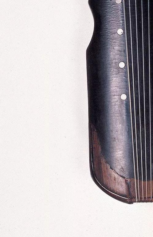 古琴外形简介，馆藏古琴已曲高和寡