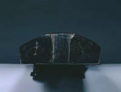 古琴外形简介，馆藏古琴已曲高和寡