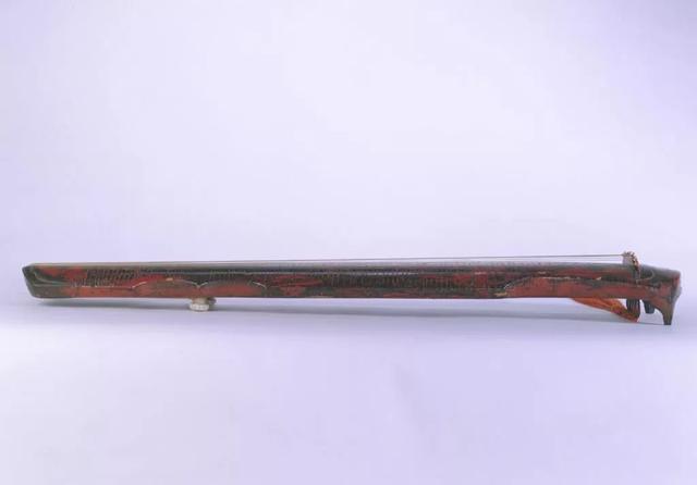 古琴外形简介，馆藏古琴已曲高和寡