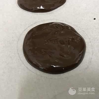 情人节送玫瑰花图片贺年糖果 情人节必备 佛罗伦汀巧克力