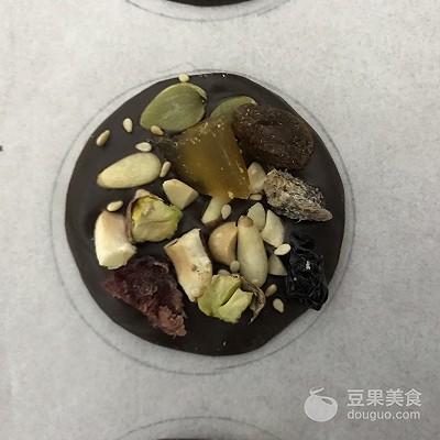 情人节送玫瑰花图片贺年糖果 情人节必备 佛罗伦汀巧克力