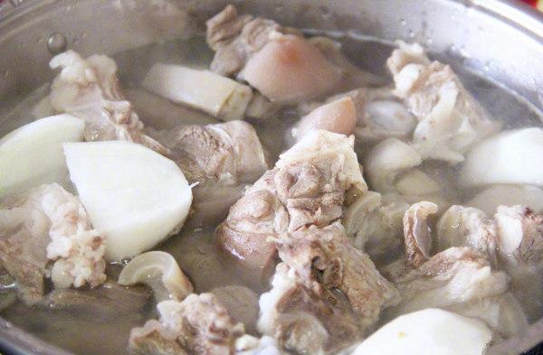 家常红烧羊肉的简单做法大全集，赶快为年夜饭做准备