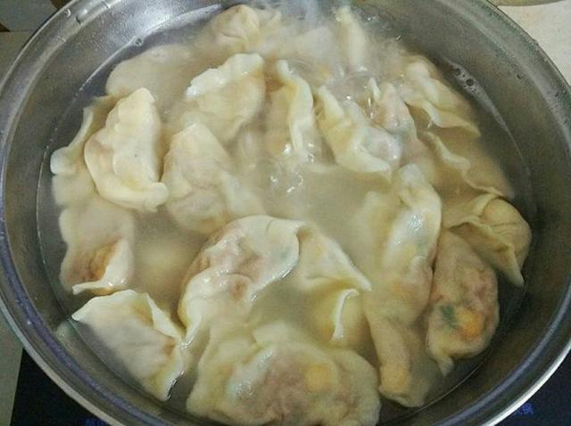玉米饺子馅怎么调好吃，玉米馅的饺子怎么调才好吃（18种饺子馅任君选）