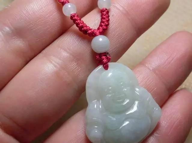 怎么做玉佩挂绳，编一个这样的项链绳瞬间一鸣惊人