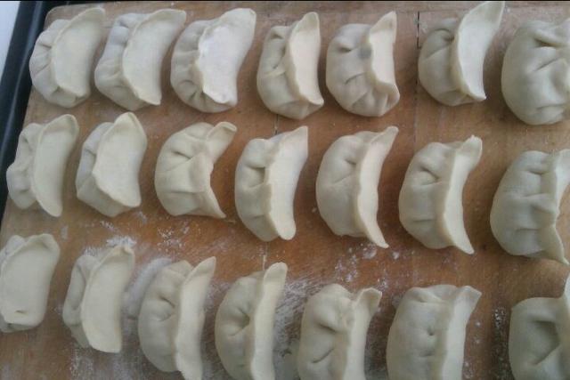 玉米饺子馅怎么调好吃，玉米馅的饺子怎么调才好吃（18种饺子馅任君选）
