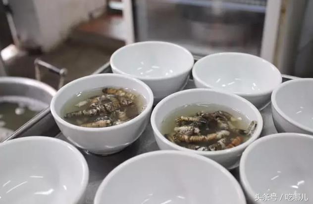 厦门一种反人类的美食土笋冻，闽南特色土笋冻小吃