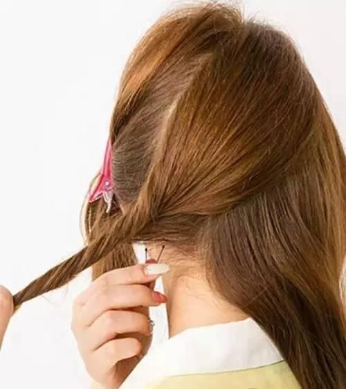 马尾怎么扎好看，高马尾编发怎么扎好看简单显发量（女神必备的一款高马尾）