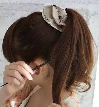 马尾怎么扎好看，高马尾编发怎么扎好看简单显发量（女神必备的一款高马尾）