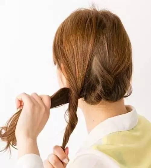 马尾怎么扎好看，高马尾编发怎么扎好看简单显发量（女神必备的一款高马尾）