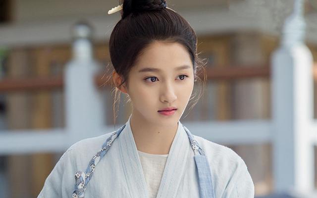 凤囚凰大结局40集，容止变瞎子在地上爬行寻找楚玉