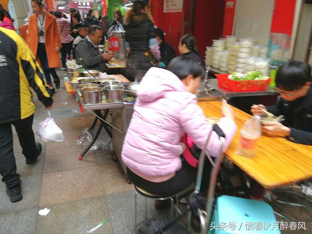 深圳东门步行街历史，它是深圳最大最繁华最古老的步行街