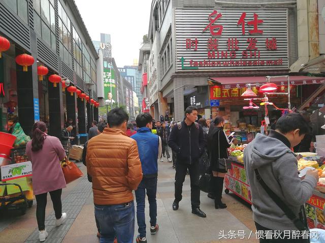 深圳东门步行街历史，它是深圳最大最繁华最古老的步行街