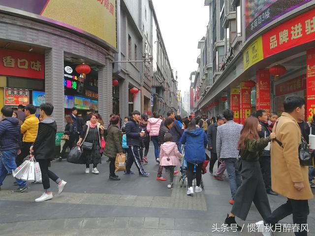 深圳东门步行街历史，它是深圳最大最繁华最古老的步行街