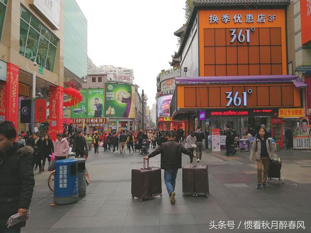 深圳东门步行街历史，它是深圳最大最繁华最古老的步行街