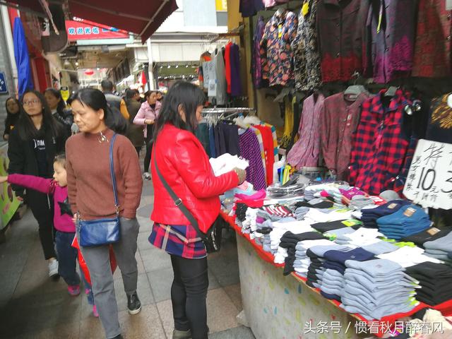 深圳东门步行街历史，它是深圳最大最繁华最古老的步行街