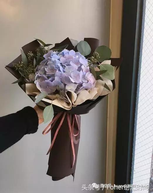七夕送女朋友什么礼物好最有意义2018情人节送花攻略，比送玫瑰强一万倍~