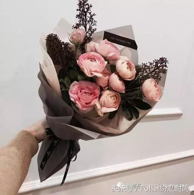 七夕送女朋友什么礼物好最有意义2018情人节送花攻略，比送玫瑰强一万倍~