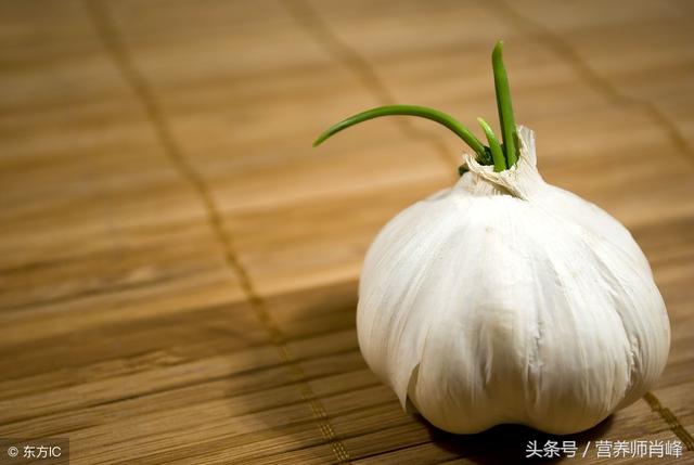 发芽的大蒜有毒吗，生发芽大蒜有毒吗（发芽的大蒜有毒吗）