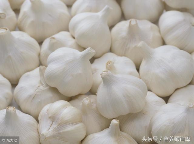 发芽的大蒜有毒吗，生发芽大蒜有毒吗（发芽的大蒜有毒吗）