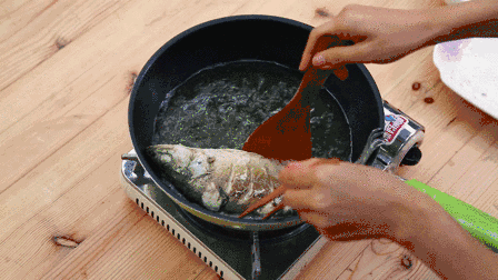 糖醋鱼怎么做好吃，怎么做糖醋鱼好吃又简单易学