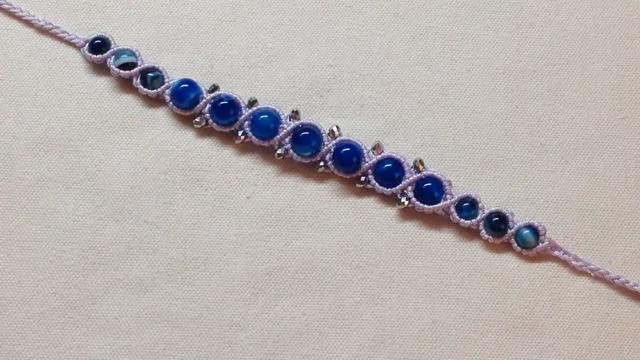 怎么样编织手链既好看又简单，教你简单编织手链的方法