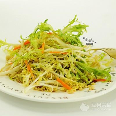 苦菊沙拉的做法，苦菊凉拌沙拉酱的做法（人像沙拉<创意菜>）