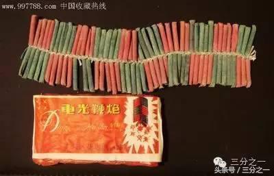 爆竹声中一岁除下一句是什么，爆竹声中一岁除的下一句是什么