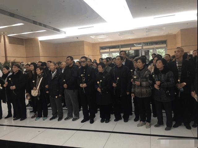 六小龄童个人资料，六小龄童个人资料身高