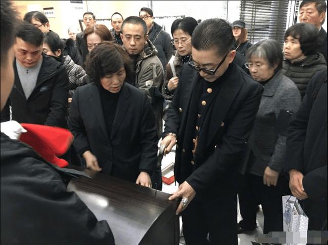 六小龄童个人资料，六小龄童个人资料身高