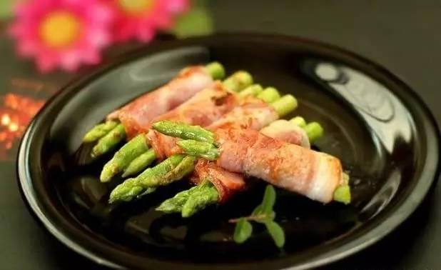 烛光晚餐怎么布置，烛光晚餐要怎么准备
