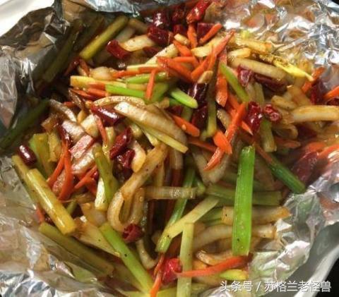 干锅鱿鱼的做法，干锅鱿鱼做法家常简单好吃