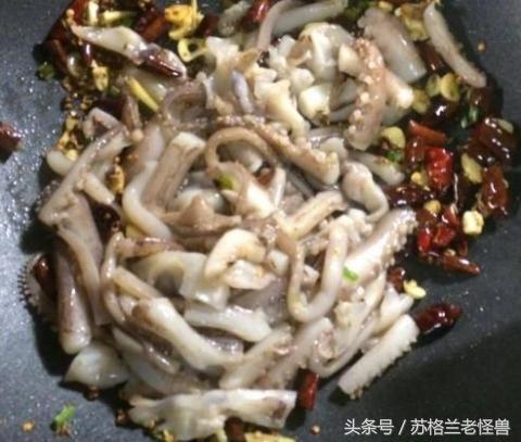 干锅鱿鱼的做法，干锅鱿鱼做法家常简单好吃