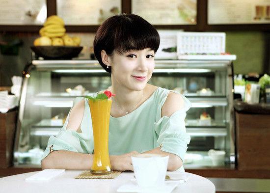 杜淳和他追求的十个女人，“插刀教主”杜淳历任漂亮女友无缝衔接婚后又凹好丈夫好爸爸人设
