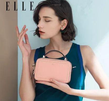 包包什么颜色好看，包包什么颜色百搭还四季都可以背（适合秋天的四只包包来啦）