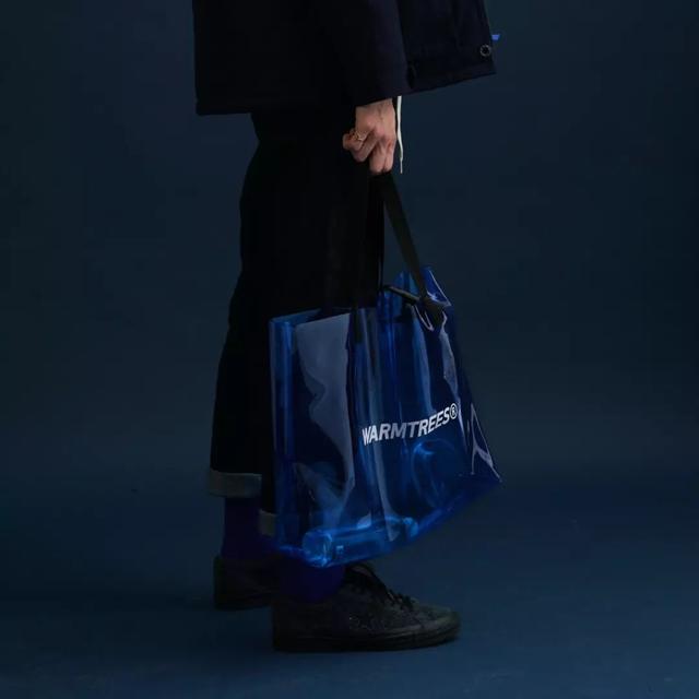 包包什么颜色好看，包包什么颜色百搭还四季都可以背（适合秋天的四只包包来啦）