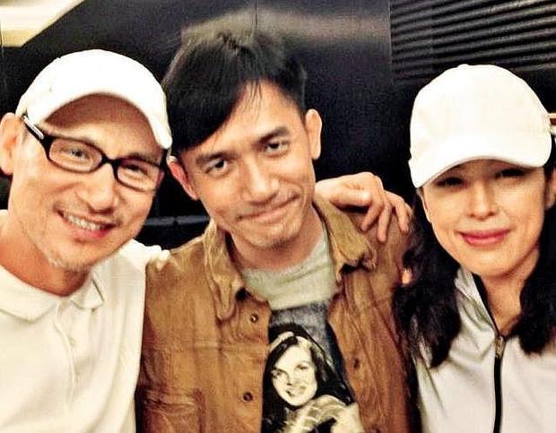 张学友的老婆是谁，张学友妻子罗美薇个人资料（“60分老公”张学友和妻子罗美薇的满分爱情故事）