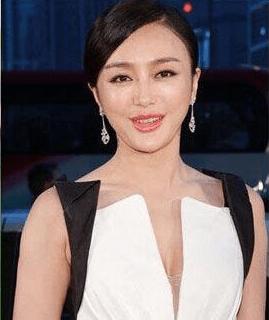 张学友的老婆是谁，张学友妻子罗美薇个人资料（“60分老公”张学友和妻子罗美薇的满分爱情故事）