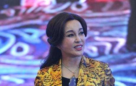 张学友的老婆是谁，张学友妻子罗美薇个人资料（“60分老公”张学友和妻子罗美薇的满分爱情故事）