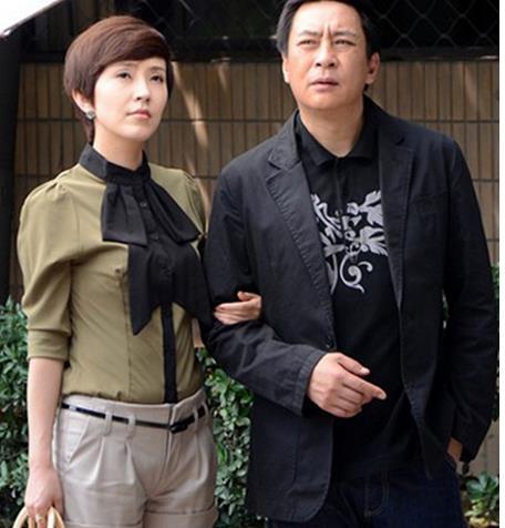 贾静雯最新电视剧服装，她是神捕铁飞花