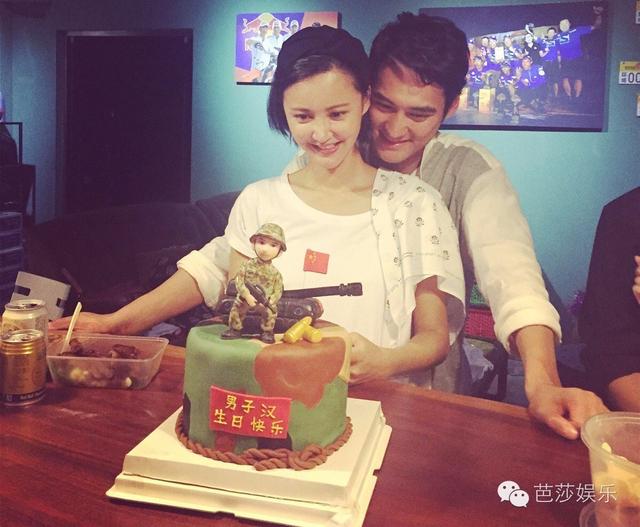 袁弘张歆艺婚礼，袁弘张歆艺人生若只如初见（张歆艺与袁弘坐路边吃饭）