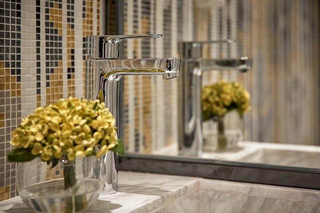 马赛克瓷砖的优点和缺点，马赛克究竟是一种什么砖