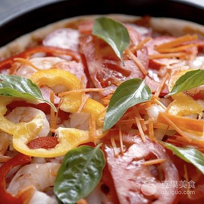 正宗披萨的做法，教你从饼皮开始在家做