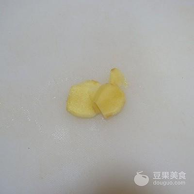 白萝卜焖腊鸭做法，美食推荐：腊鸭腿焖萝卜