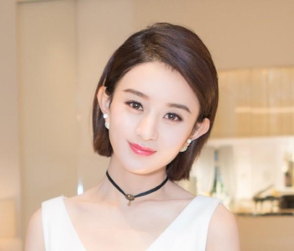 赵丽颖同款的短发侧边麻花辫，教你甜美教你萌之赵丽颖同款“杨桃辫”